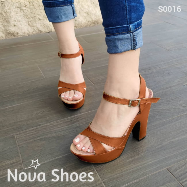 Delicado Zapato Diseño De Tiras Delgadas Cruzadas Cafe / 35 Normal Zapatos Altos