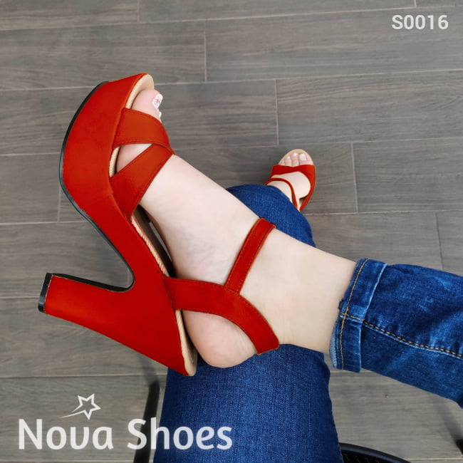 Delicado Zapato Diseño De Tiras Delgadas Cruzadas Rojo / 35 Normal Zapatos Altos