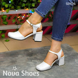 Elegancia Moderna: Tacones Con Correa Y Hechos De Cuerina Blanco / 35 Normal Zapatos Medianos