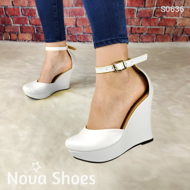 Espactular Plataforma Cerrada De Enfrente Elige El Color Que Mas Te Guste Zapatos Altos