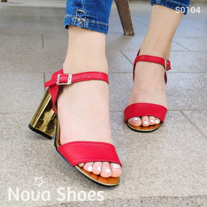 Espectaculares Sandalias Con Tacon Brillante Rojo / 35 Normal Zapatos Medianos