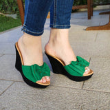 Zapato De Gamuza Con Un Chongo Verde / 35 Normal Zapatos Altos