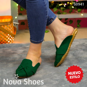 Flats Destalonadas Con Toque Elegante. Fabricados En Gamuza Verde / 35 Normal Zapatos Bajitos