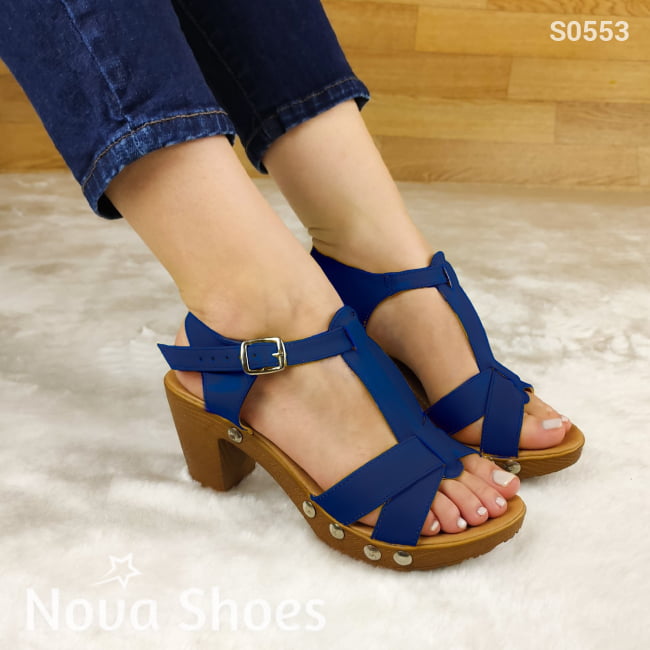 Hermosa Sandalia De Tacón Decorada Con Remaches Azul / 35 Normal Zapatos Medianos