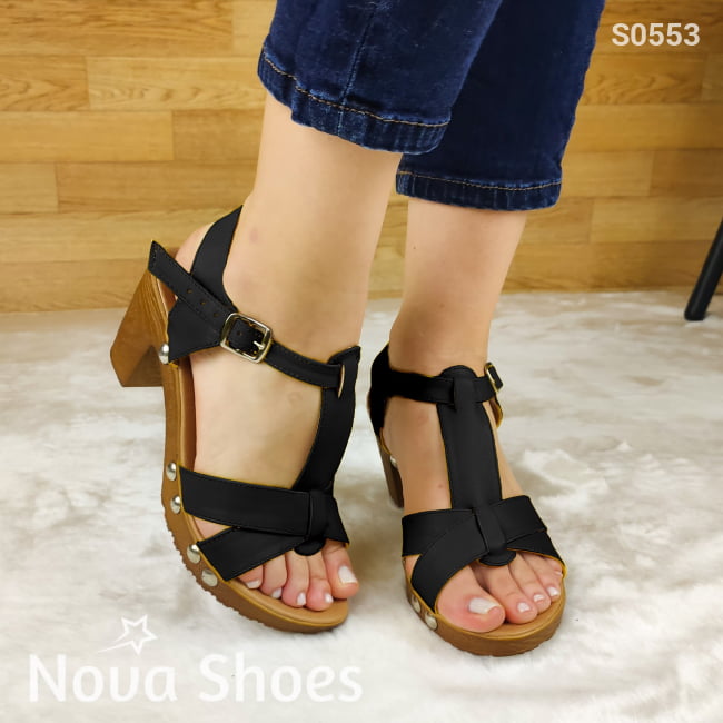 Hermosa Sandalia De Tacón Decorada Con Remaches Negro / 35 Normal Zapatos Medianos
