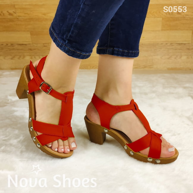 Hermosa Sandalia De Tacón Decorada Con Remaches Rojo / 35 Normal Zapatos Medianos