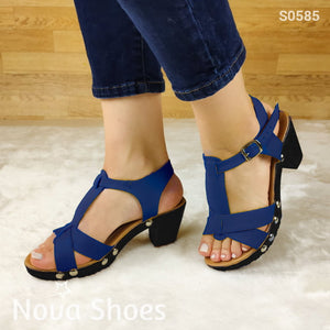 Hermosos Zapatos De Tacon Cuadrado Pequeño Decorado Con Tachuelas Azul / 35 Normal Zapatos Medianos