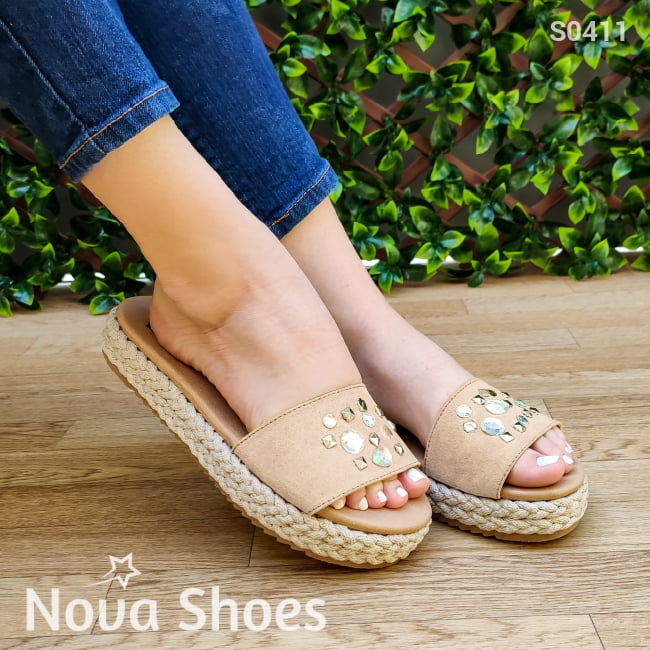 Lindas Sandalias De Gamuza Con Brillantitos Beige / 35 Normal Zapatos Medianos