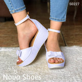 Lindas Sandalias De Plataforma Con Un Chongo Blanco / 34 Normal Zapatos Medianos