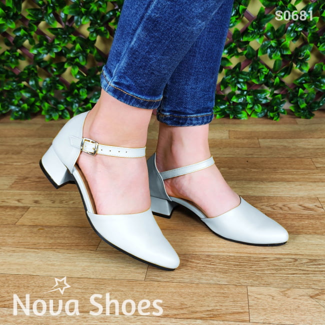 Lindo Calzado Con Taconcito Cerrado De Enfrente Puntudo Bonito Diseño Blanco / 35 Normal Zapatos