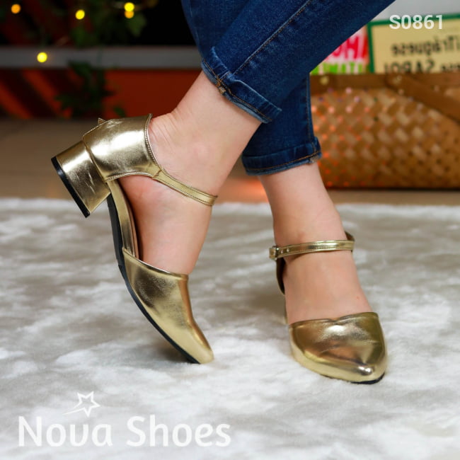 Lindo Calzado Con Taconcito Cerrado De Enfrente Puntudo Y Brillante Zapatos Bajitos