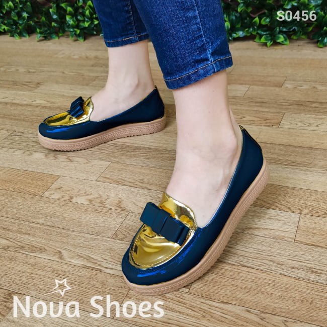 Mocasin De Charol Con Chongo Y Decorado Dorado Enfrente Azul / 35 Normal Zapatos Bajitos