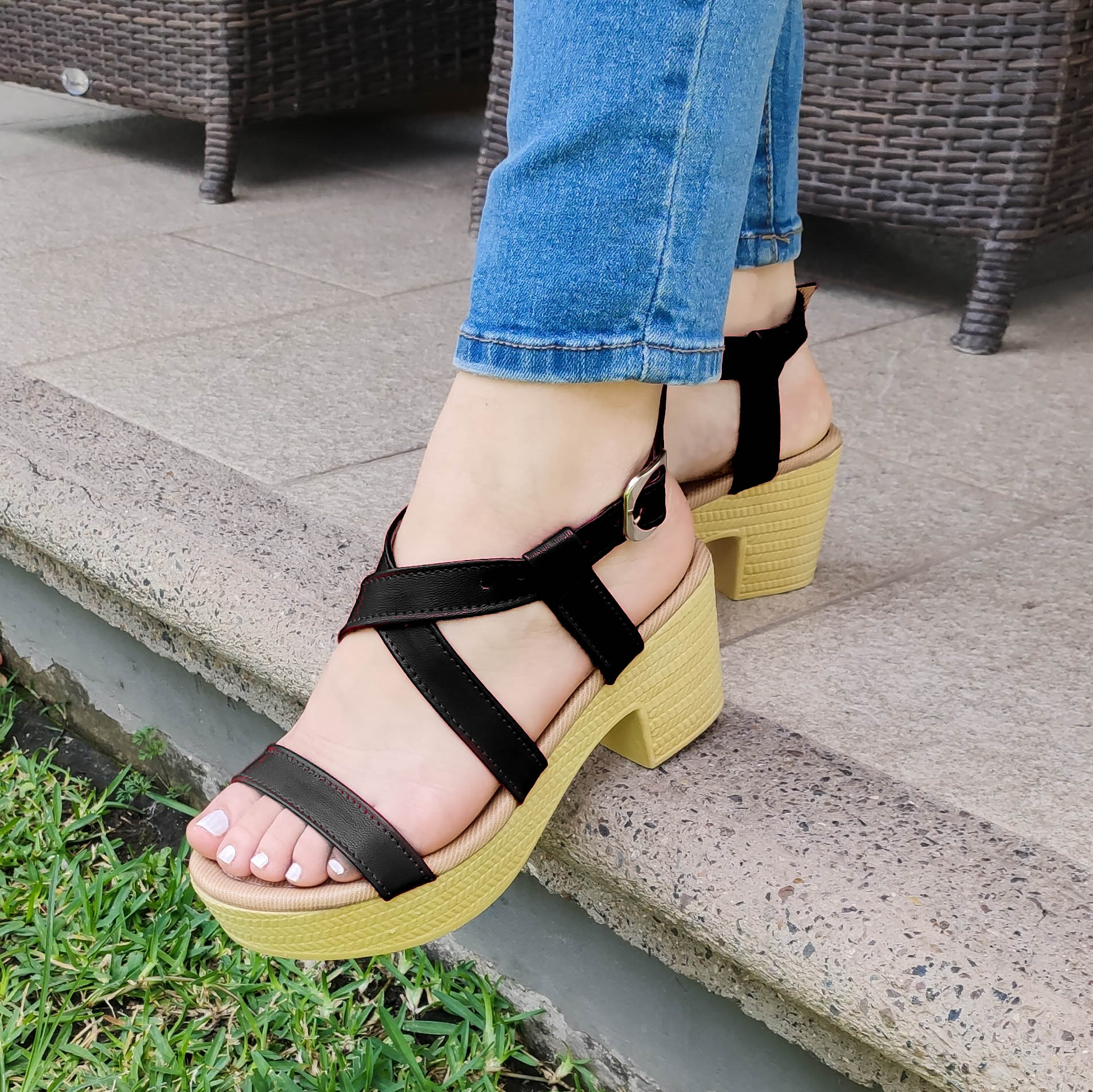 Sandalias de Tacón con Correa Ajustable