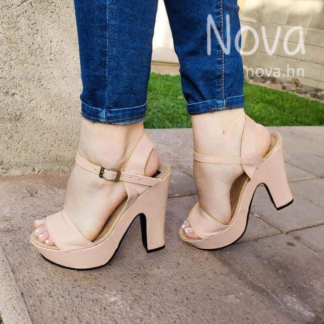 Zapato Con Faja Delantera Recta Unida Atras Beige / 35 Normal Zapatos Altos