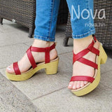 Sandalia Con Varias Fajas Cruzadas Y Taconcito Rojo / 35 Normal Zapatos Medianos