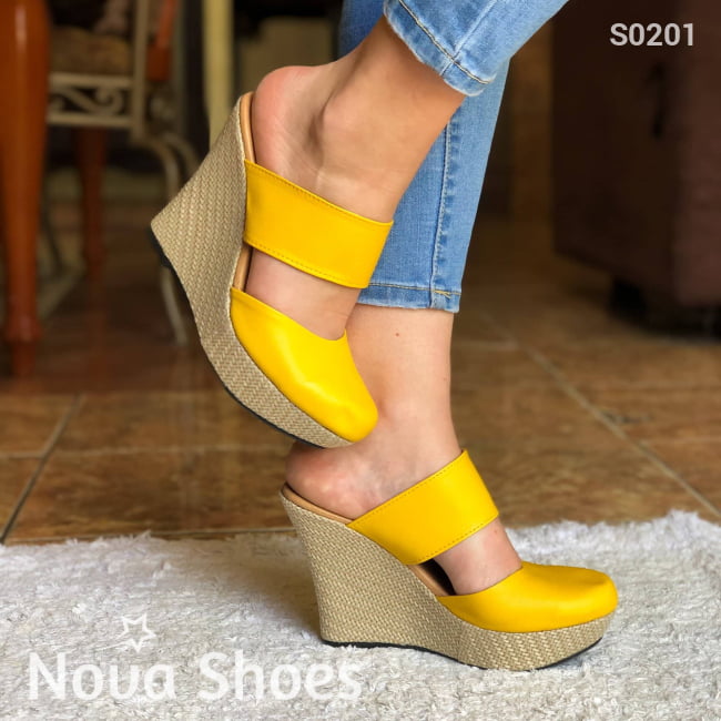 Plataforma Alta Suela Forrada De Bramante. Diseño Muy Femenino Amarillo / 35 Normal Zapatos Altos