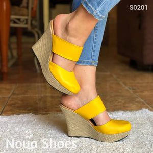 Plataforma Alta Suela Forrada De Bramante. Diseño Muy Femenino Amarillo / 35 Normal Zapatos Altos