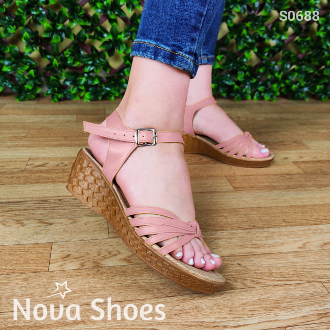 Copia De Calzado Gamuza Con Tela Forrada En La Plataforma Zapatos Medianos