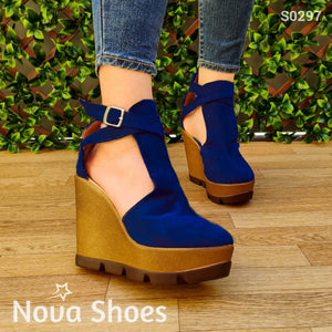 Plataforma Gamuzada Y Con Suela De Resina. Gran Calidad Azul / 35 Normal Zapatos Altos