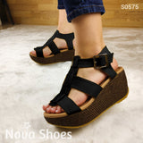 Plataforma Oscura Hecha Con Cuerina Negro / 34 Normal Zapatos Medianos