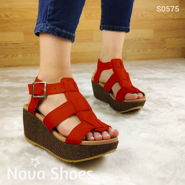 Plataforma Oscura Hecha Con Cuerina Rojo / 34 Normal Zapatos Medianos
