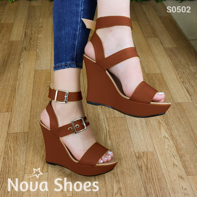 Plataforma Super Coqueta Con 3 Fajas Sexys Cafe / 35 Normal Zapatos Altos