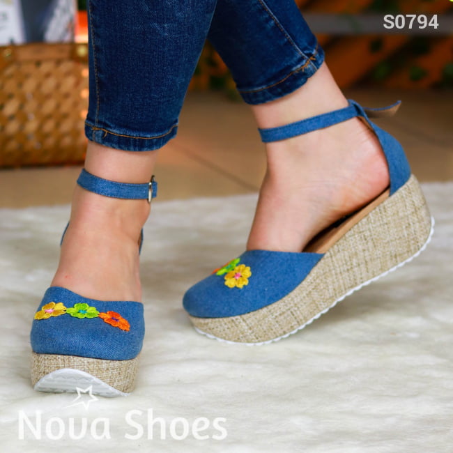 Plataformas Hechas De Tela Jean Decoradas Con Flores En La Punta Jean Claro / 34 Normal Zapatos