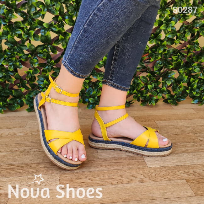 Preciosa Sandalia Con Dos Gargantilla Dedelgadas Amarillo / 34 Normal Zapatos Medianos