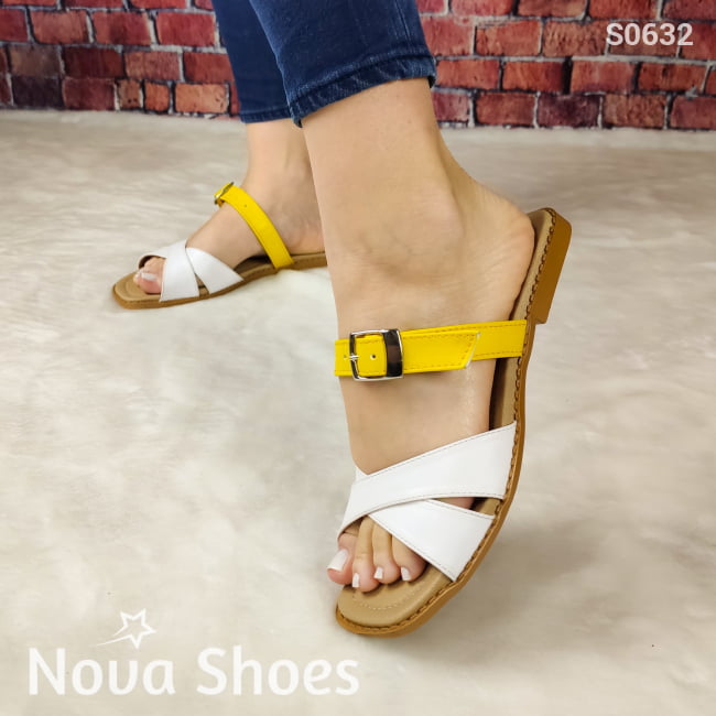 Sandalia Con Fajas Blancas Y Un Color Secundario Zapatos Bajitos