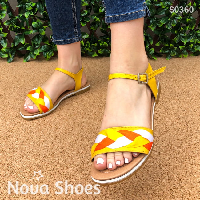 Sandalia Con Tela Entrelazada De Colores Amarillo / 35 Normal Zapatos Bajitos