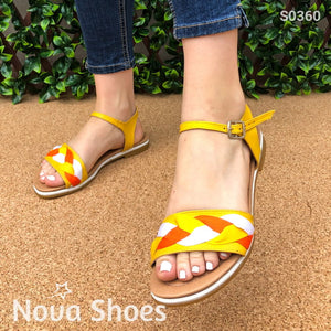 Sandalia Con Tela Entrelazada De Colores Amarillo / 35 Normal Zapatos Bajitos