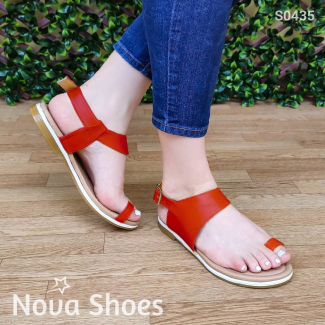 Sandalia De Dedo Comoda Usar. Cuenta Con Hebilla Trasera Rojo / 35 Normal Zapatos Bajitos