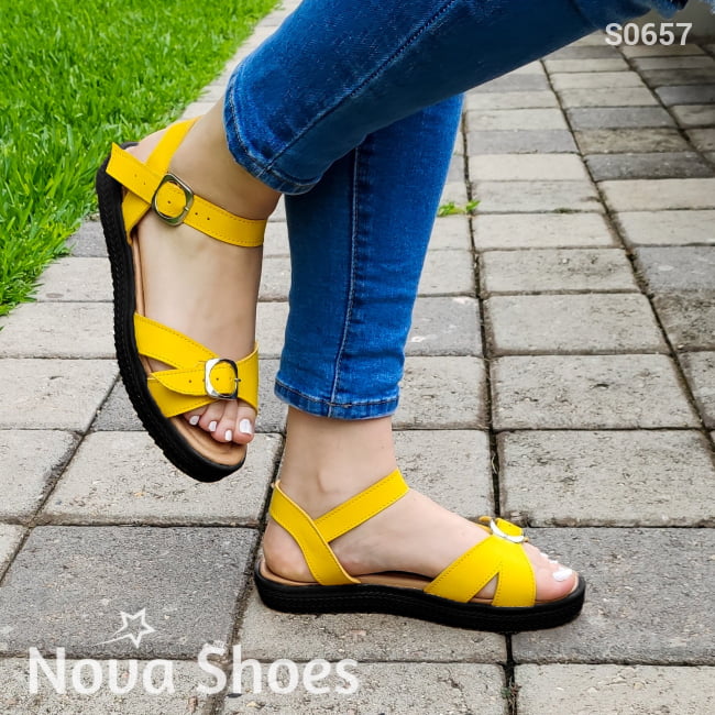 Sandalias Bajas Con Faja Cruzada Delantera Decorado Una Hebilla Frontal Amarillo / 35 Normal Zapatos