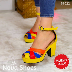 Sandalias Coloridas De Tacón Alto: Estilo Vibrante Y Veraniego Zapatos Medianos