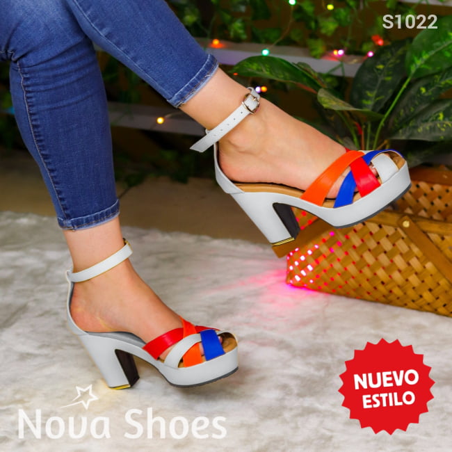 Sandalias Coloridas De Tacón Alto: Estilo Vibrante Y Veraniego Zapatos Medianos