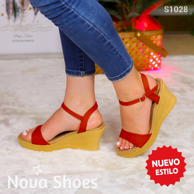 Sandalias Con Plataforma Texturizada Para Un Toque Distinto Rojo / 35 Normal Zapatos Altos