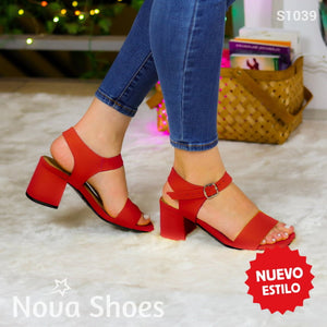 Elegancia Moderna: Tacones Con Correa Y Hechos De Cuerina (Copia) Rojo / 35 Normal Zapatos Medianos