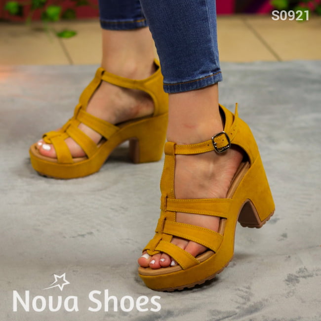 Sandalias De Tacón Grueso En Gamuza. Toque Suave Para Una Silueta Definida Amarillo / 35 Normal