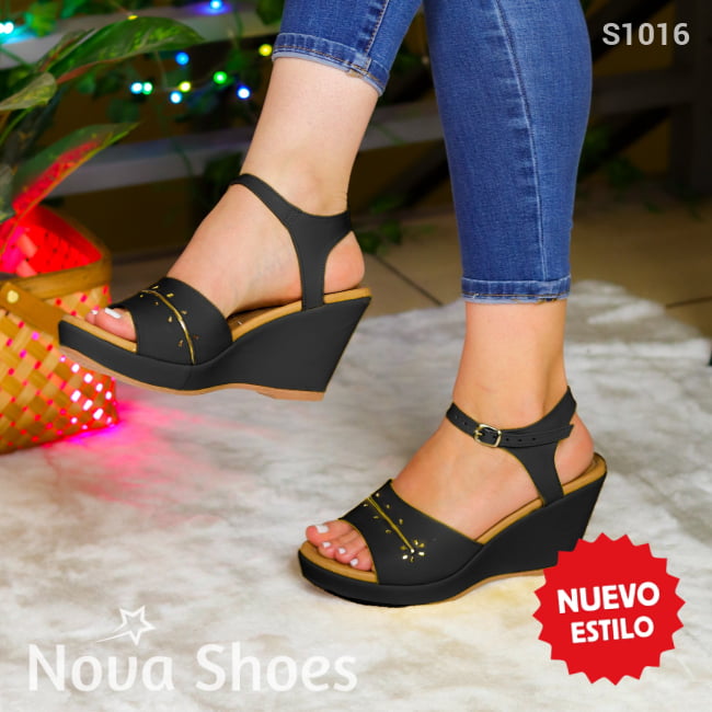 Sandalias Elevadas Con Ajuste Perfecto Zapatos Medianos
