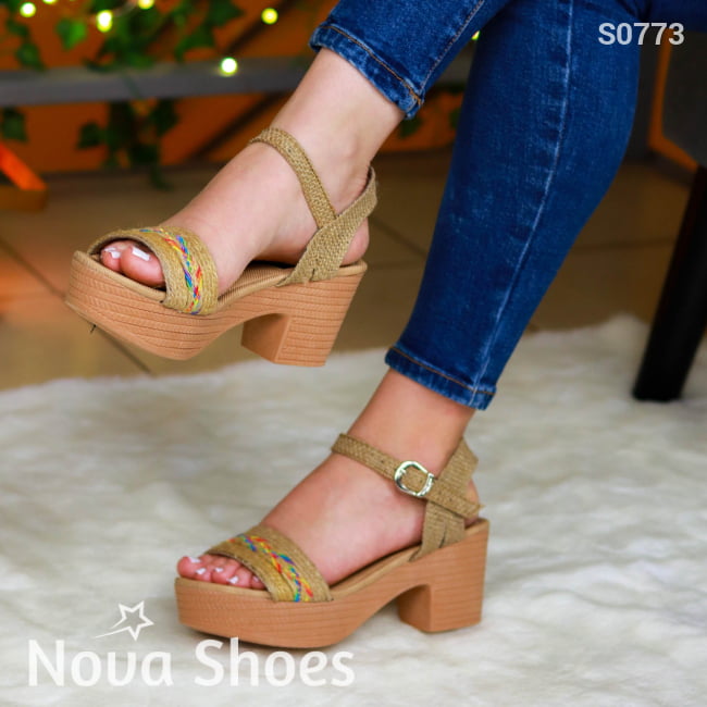 Tacones Hechos De Tela Yute Y Colorida Zapatos Medianos
