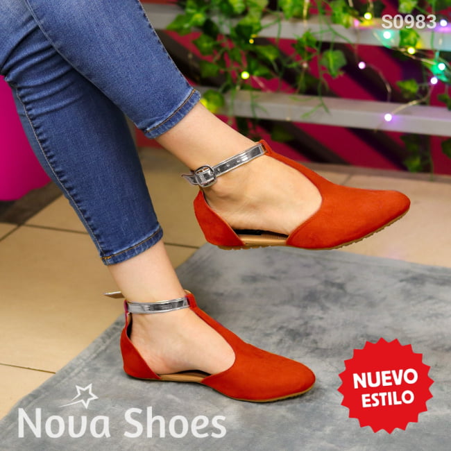 Zapatilla Semi Abierta Tipo Flats Con Faja Ajustable En Color Plateada Rojo / 35 Normal Zapatos