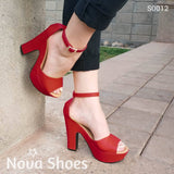 Zapato Alto Tacón Cuadrado. Con Faja Abierta Semicircular En La Parte De Enfrente Rojo / 35 Normal