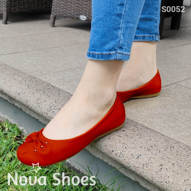 Zapato Bajito Cerrado Flats Con Un Chongo Decorativo Rojo / 35 Normal Zapatos Bajitos