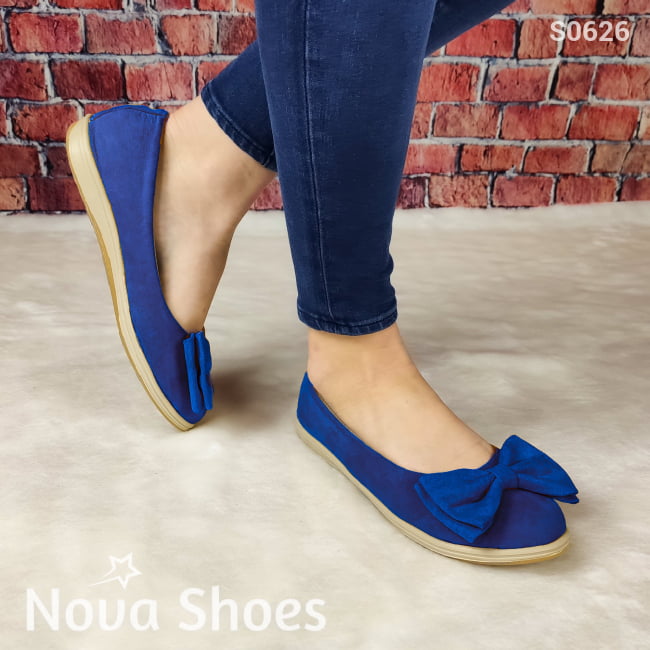 Zapato Cerrado Bajito De Gamuza Con Un Chongo Azul / 35 Normal Zapatos Bajitos