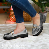 Zapato Cerrado Brillante Estilo Mocasin Con Suela Negra Zapatos Medianos