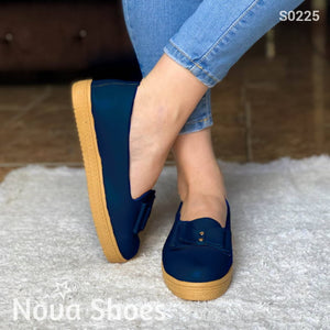 Zapato Cerrado Con Un Chongo Enfrente Suela Beige Azul / 35 Normal Zapatos Bajitos
