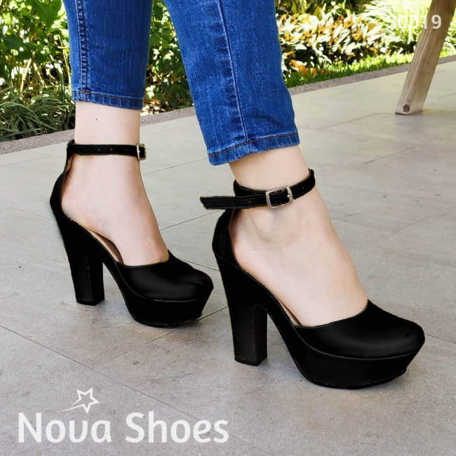 Zapato Cerrado De Enfrente Y Atras Negro / 35 Normal Zapatos Altos