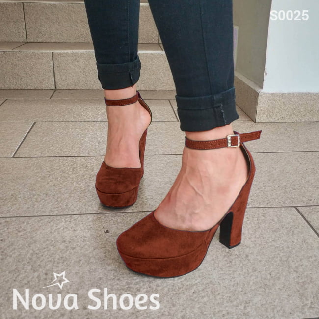 Zapato Cerrado De Gamuza Cafe / 35 Normal Zapatos Altos