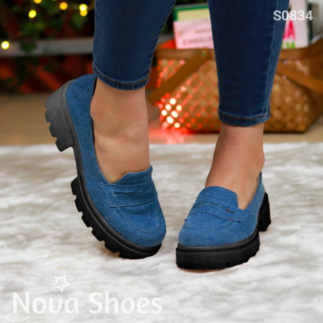 Zapato Cerrado En Tela De Jean Innovador Estilo Mocasin Con Suela Negra Zapatos Medianos