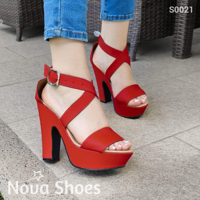 Zapato Con Fajas Traseras Cruzadas Gruesas Rojo / 35 Normal Zapatos Altos